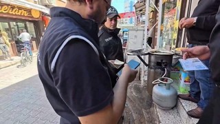 Yüzlerce kaçak göçmen yakalandı