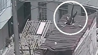 Tekirdağ'da 6,2'lik depremden ölümüne kaçış anı kamerada