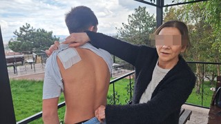 13 yaşındaki çocuğu bıçaklayan şüpheli serbest kaldı, annesi isyan etti!