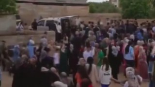 Düğün magandası havaya ateş açarken kuzenini vurdu