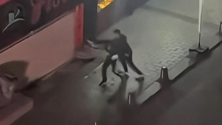Yer: İstanbul... Sokak ortasında kadına dehşeti yaşattı