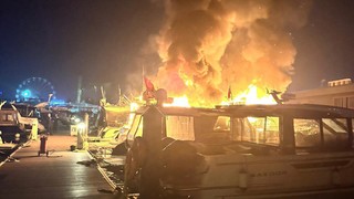İstanbul Tuzla marinada bir teknede yangın çıktı!
