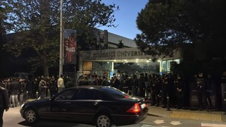 Boğaziçi Üniversitesi'nde Nurettin Yıldız gerginliği: 13 polis yaralandı, 97 gözaltı var!
