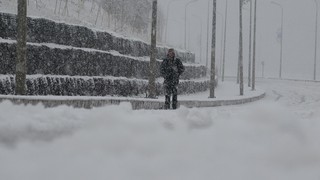 Mayıs ayında bir ilimiz daha kara teslim oldu: Her yer bembeyaz!
