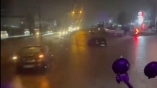 Bir anda bastıran dolu yağışı ve yağmur depremzede şehrimizi yuttu...