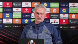 Fenerbahçe'nin B planı ortaya çıktı: Mourinho ayrılırsa takımın başına o geçecek!