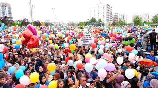 Kanseri yenen minik Ali Asaf için onbinlerce kişiden dev kutlama!