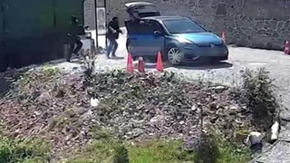 Bungalovda bu sefer gizli kamera değil, silahlar konuştu!