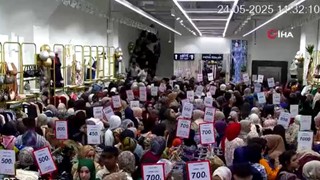 İstanbul'da indirim izdihamı: Kadınlar çoluk çocuk birbirini ezdi!