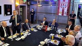Bandırma Belediye Başkanı Mirza Bandırmaspor'a moral ve destek programına katıldı