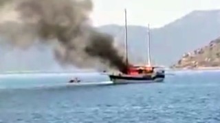 Marmaris'te tekne alev topuna döndü