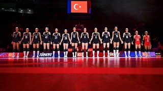 Önce Fransa şimdi de Tayland... Filenin Sultanları milletler liginde Tayland'ı da devirdi!