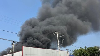Boya ve metal kaplama tesisinde korkutan yangın