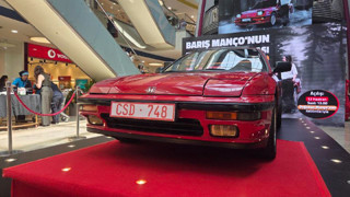 Barış Manço'nun kırmızı efsanesi yıllar sonra sahneye çıktı