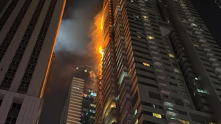 67 katlı gökdelen yangın kabusu! Binlerce kişi tahliye edildi