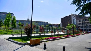 ABB üstü park, altı otopark olan Ulus 100. Yıl Katlı Otoparkı'nı açtı