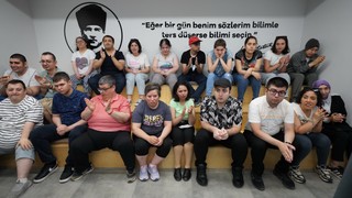 Beylikdüzü Engelsiz Yaşam Merkezi’nde karne heyecanı