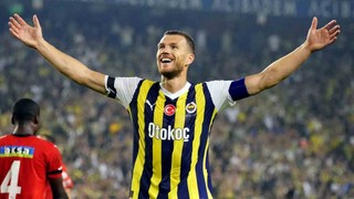 Fenerbahçe'ye veda eden Dzeko'nun yeni takımı belli oldu