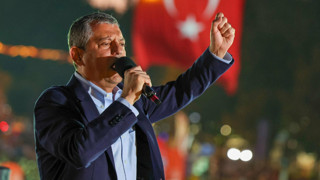 CHP lideri Özel, Erdoğan'ı kızdıracak rakamı açıkladı: ''Dünya siyaset tarihine geçti''