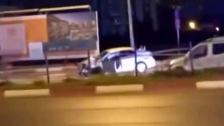 Kaldırımda yürüyen baba ile oğlu feci şekilde can verdi