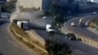 Kopya gibi kaza bu kez faciayla bitti: 5 kişinin öldüğü facia kamerada!