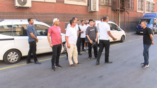 Bir haftalık izin sonrası fabrikaya gelen işçilere büyük şok!