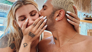 İrem Derici ''ayrıldıkları'' iddia edilen 12 yaş küçük sevgilisiyle tatilde aşka geldi