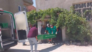 Mersin'de evlat dehşeti: Annesini bıçaklayarak öldürdü