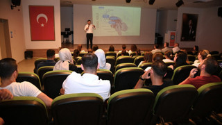 Manisa Büyükşehir’den Bağımlılıkla Mücadele İçin ''Bağımlılığı Terk Et'' Semineri