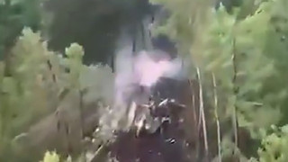 49 kişiyi taşıyan yolcu uçağı düştü!