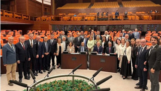 Ünlü anket firması açıkladı: İşte Meclis'in en sevilen 10 milletvekili...