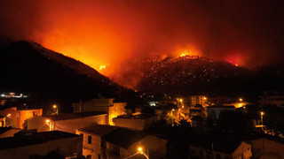 Yemyeşil cennet Bursa cehenneme döndü: Yangın yerleşim yerlerine ulaştı!