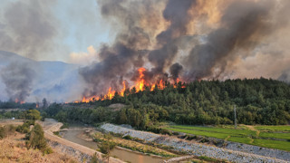 Karabük'teki orman yangını sürüyor: 20'ye yakın köy boşaltıldı!