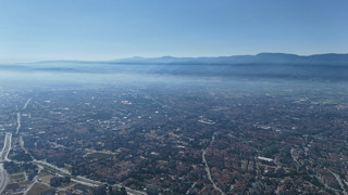 Karabük'teki orman yangınlarının dumanı Bolu'da gökyüzünü kapladı