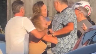 Trafikte kavga eden iki kadın ortalığı birbirine kattı