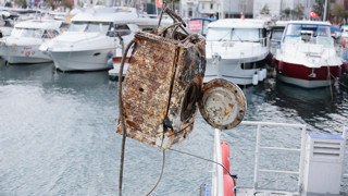 İstanbul Boğazı'nın derinliklerinden çıkartıldı: Çıkartan da gören de ne diyeceğini bilemedi!
