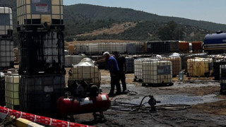 İzmir'de korkutan patlama: Çok sayıda araç hasar gördü