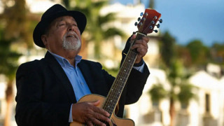 Türkiye'nin 80 dilde şarkı söyleyebilen efsanesinden acı haber