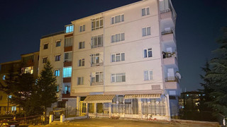8 katlı apartman apar topar tahliye edildi