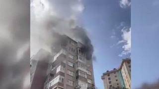 Kadıköy'de 10 katlı binada korkutan yangın