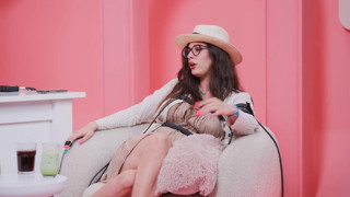 Defne Samyeil'nin kızı Derin Talu'nun ''eskort'' açıklaması olay yarattı