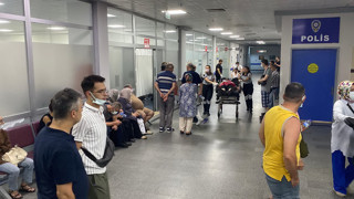 Yine bir toplu gıda zehirlenmesi: Onlarca kişi hastaneye kaldırıldı