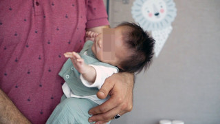 5 gün önce 3 kilo doğan bebeğin vücudundan 400 gram tümör çıktı!