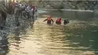 Derede balçığa saplanan genç boğuldu