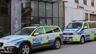 İsveç'te cami yakınlarında silahlı saldırı: Yaralılar var