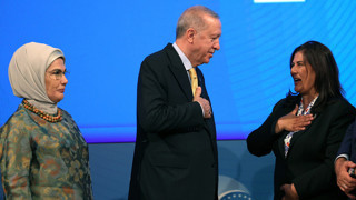 CHP'den AK Parti'ye geçen Özlem Çerçioğlu sessizliğini bozdu