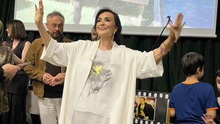 ''Cushing Sendromu''na yakalanan Türkan Şoray'ın sağlık durumunu kızı Yağmur Ünal açıkladı