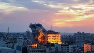 Yemen'in başkenti Sana'da şiddetli patlama