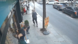 Genç kadını taciz etti, esnafın yumruğunu yedi!