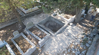 İstanbul'da define için mezarları altüst eden şüphelinin ifadesi şoke etti!